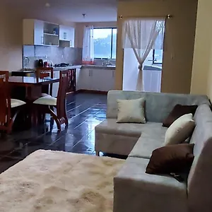Departamento En Cuenca, 2 Y Parqueo Gratis , Cuenca Ecuador